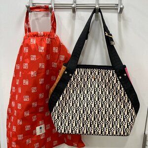 NEW Orla Kiely - Printed Pebble Grain Shoulder Bag - Gondola - Stem in Vase Onyx